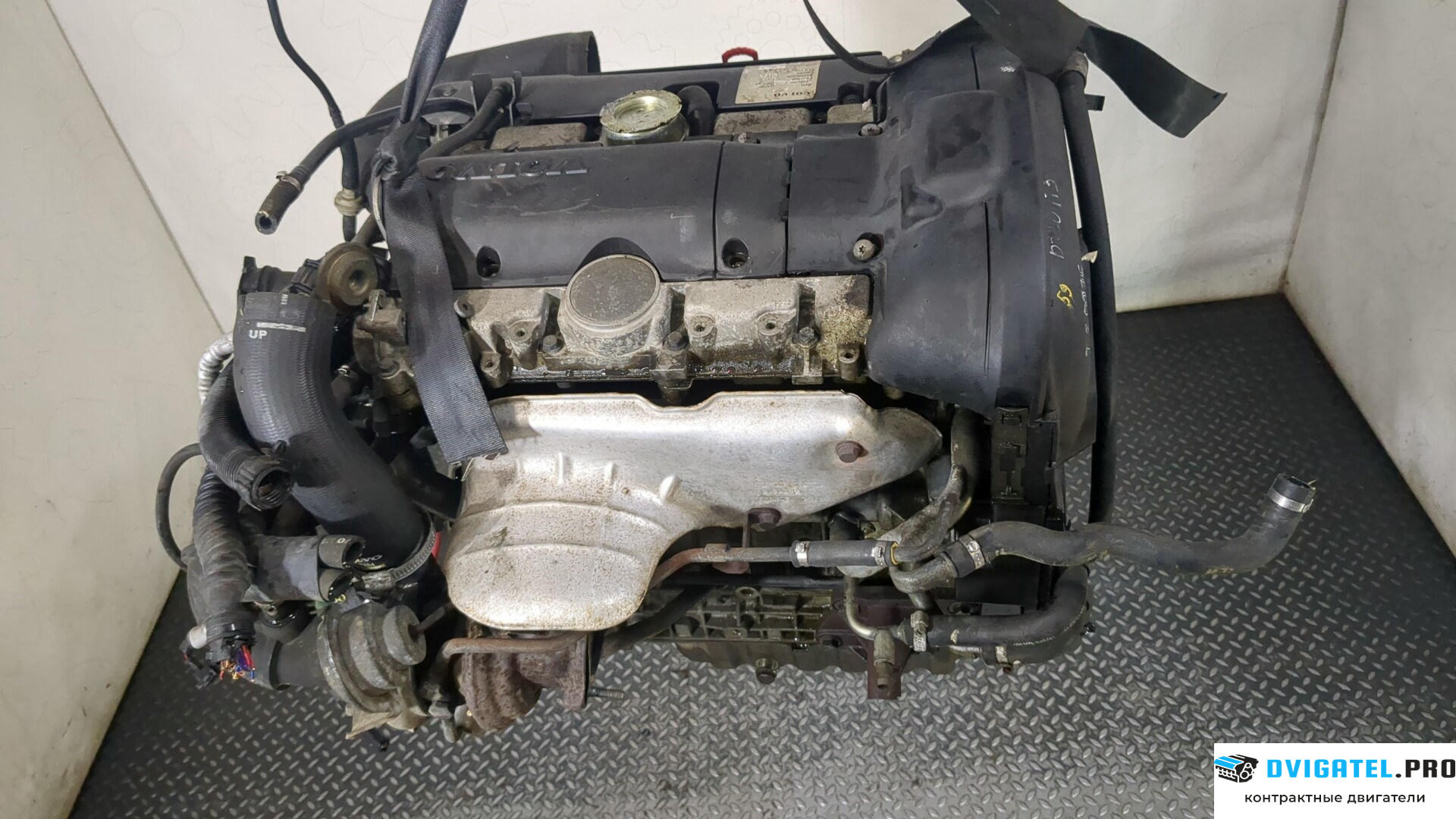 Двигатель Volvo S40 / V40 1995 - 2004 B4204T3 2 л., Бензин, Турбо-инжектор, артикул 8864212