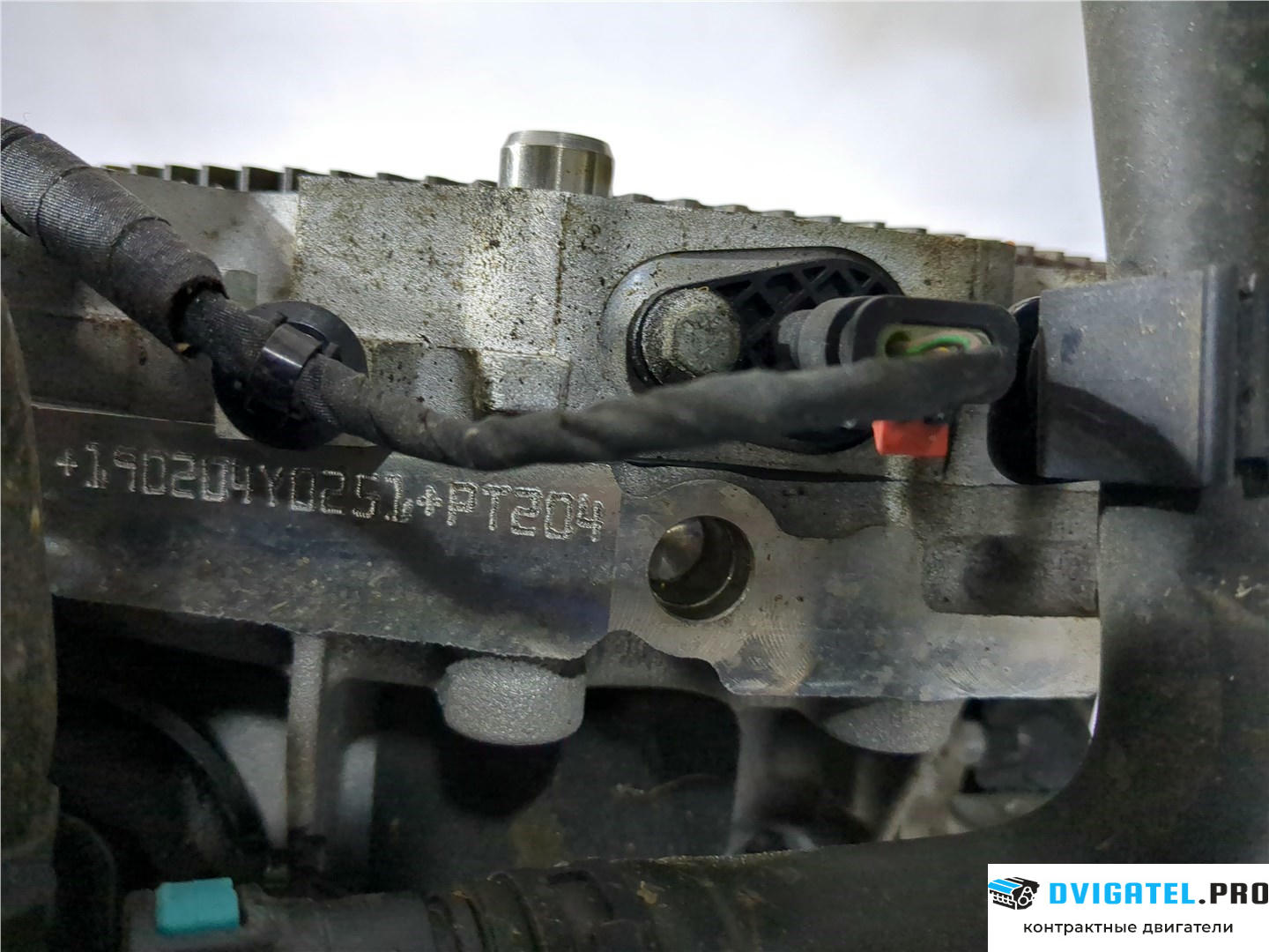Двигатель Land Rover Range Rover Velar PT204 2 л., Бензин, Турбо-инжектор, артикул 7760850