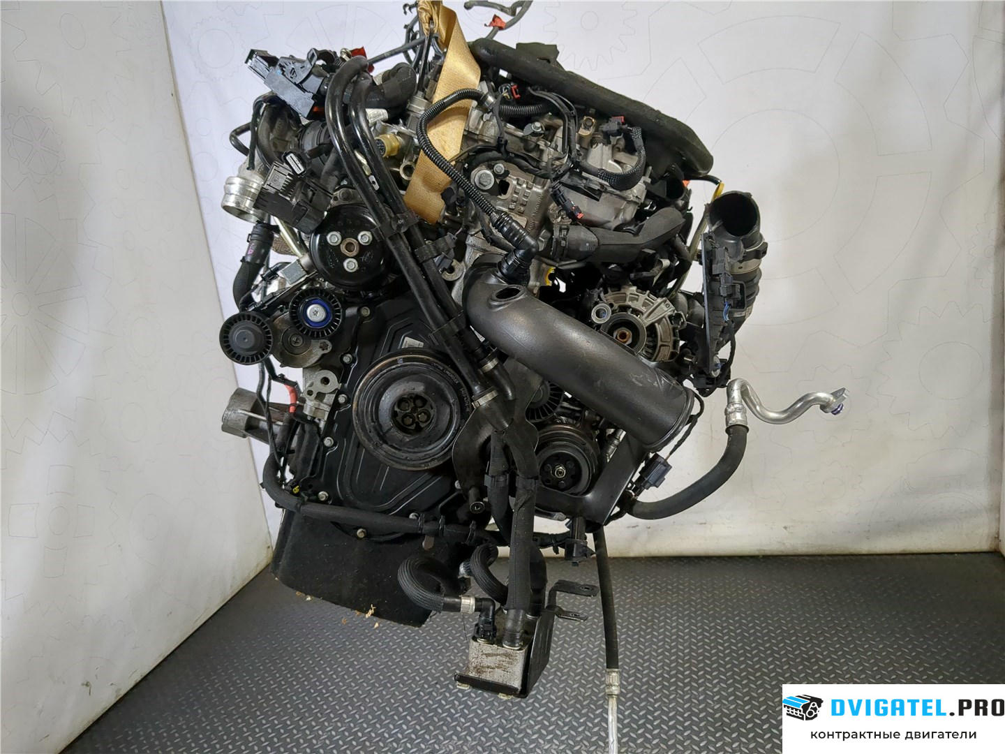 Двигатель Land Rover Range Rover Velar PT204 2 л., Бензин, Турбо-инжектор, артикул 7760850