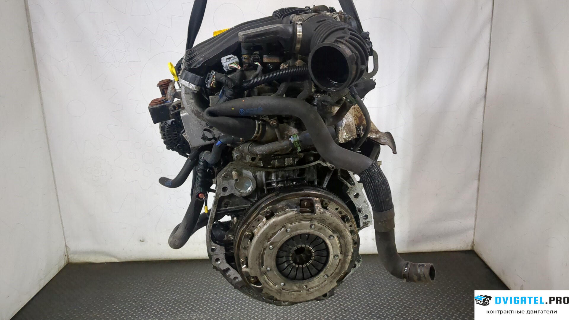 Двигатель Renault Laguna 3 2007 - н.в. M4R 704 2 л., Бензин, Инжектор, артикул 9193361