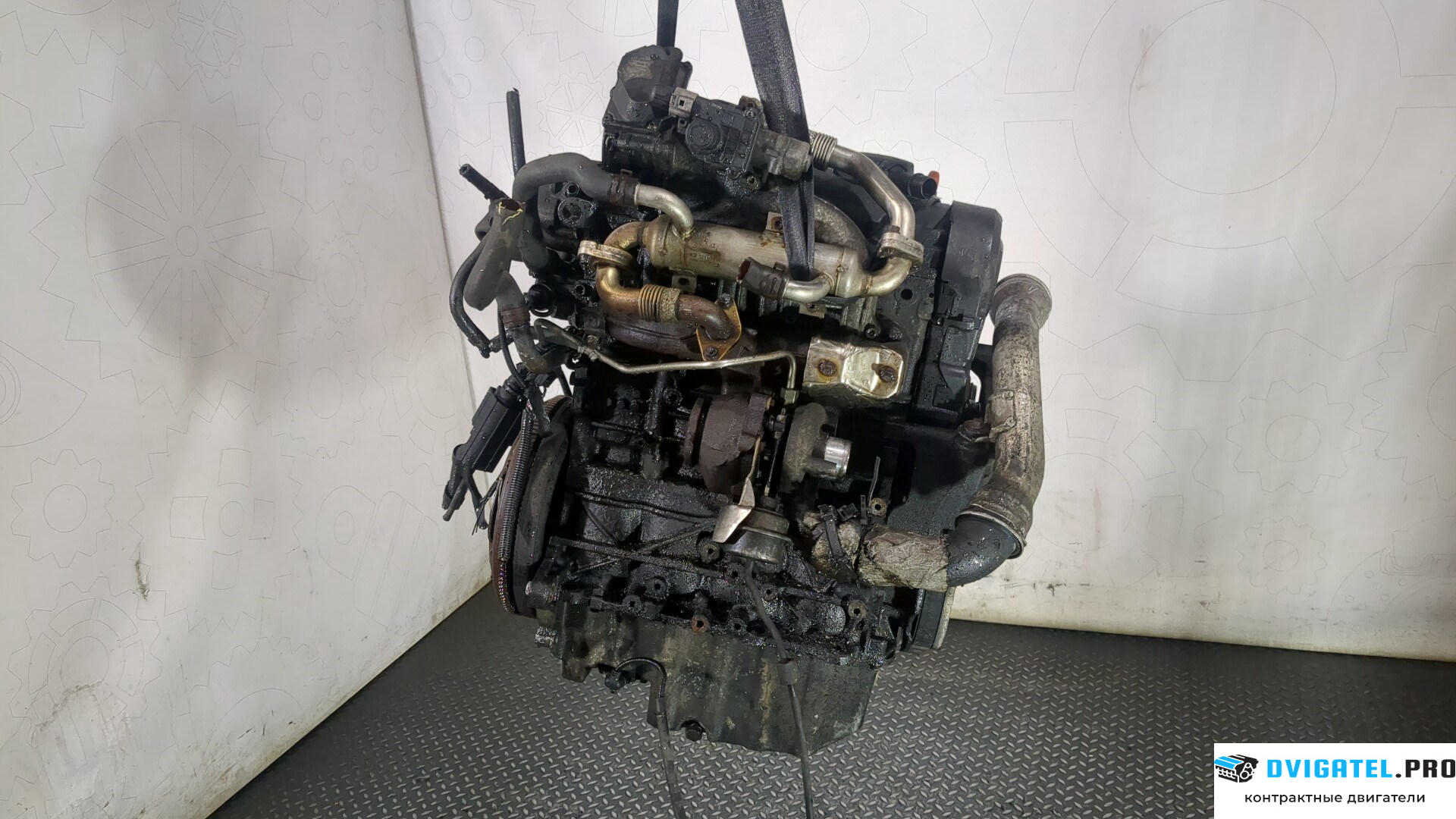 Двигатель Volkswagen Transporter 5 2003 - 2009 BRR 1.9 л., Дизель, TDI, артикул 8868960
