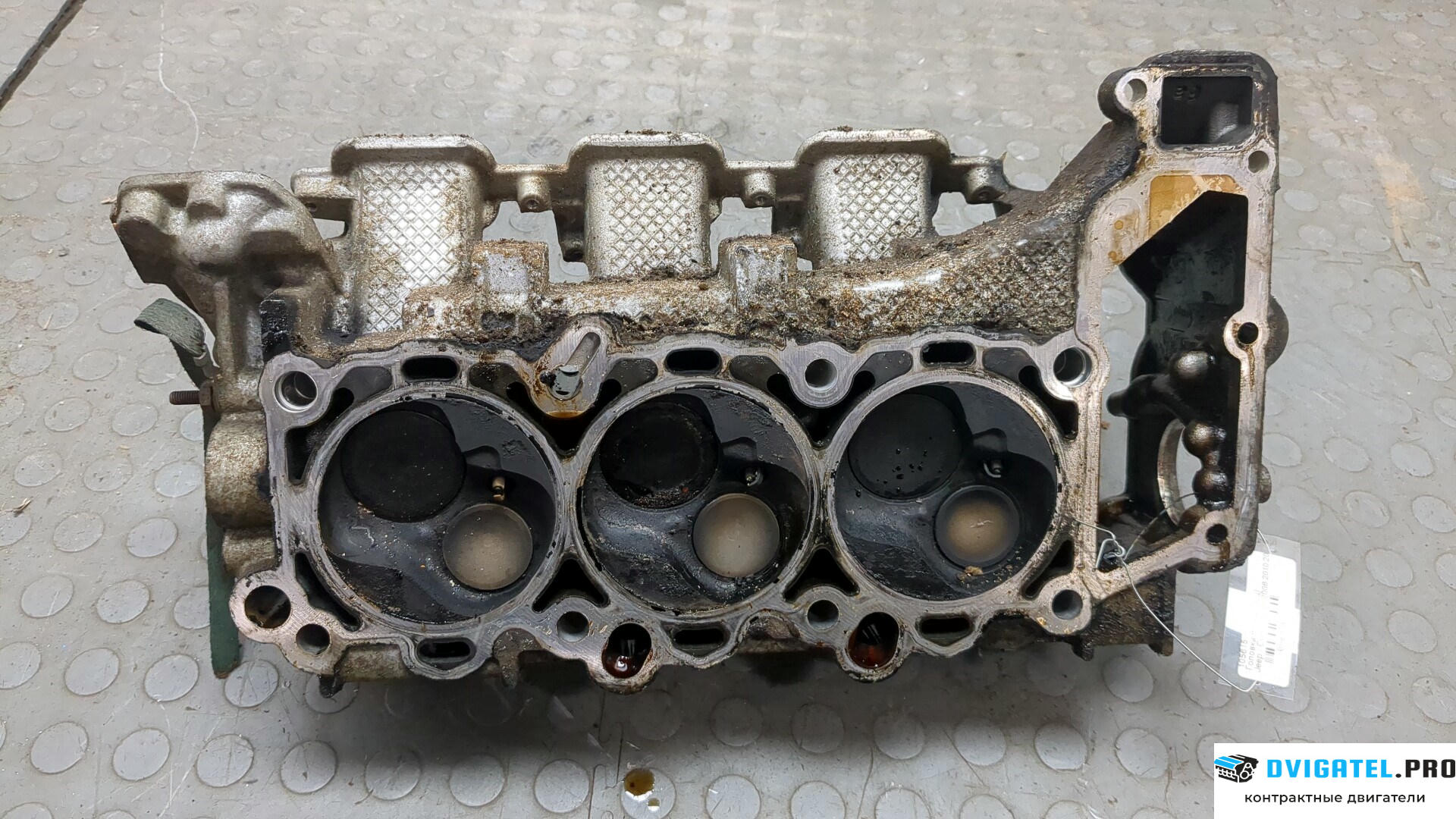 Головка блока цилиндров (ГБЦ) Jeep Commander 2006 - 2010 EKG 3.7 л., Бензин, Инжектор, артикул 8893427