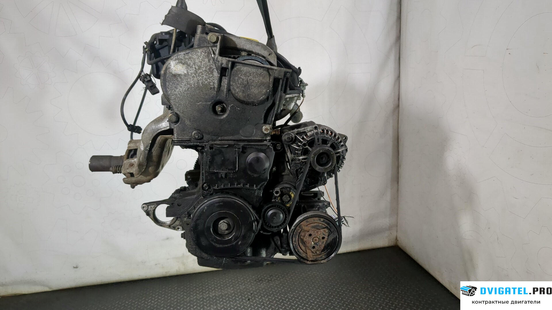 Двигатель Renault Megane 2 2002 - 2009 K4M 812 1.6 л., Бензин, Инжектор, артикул 8831823