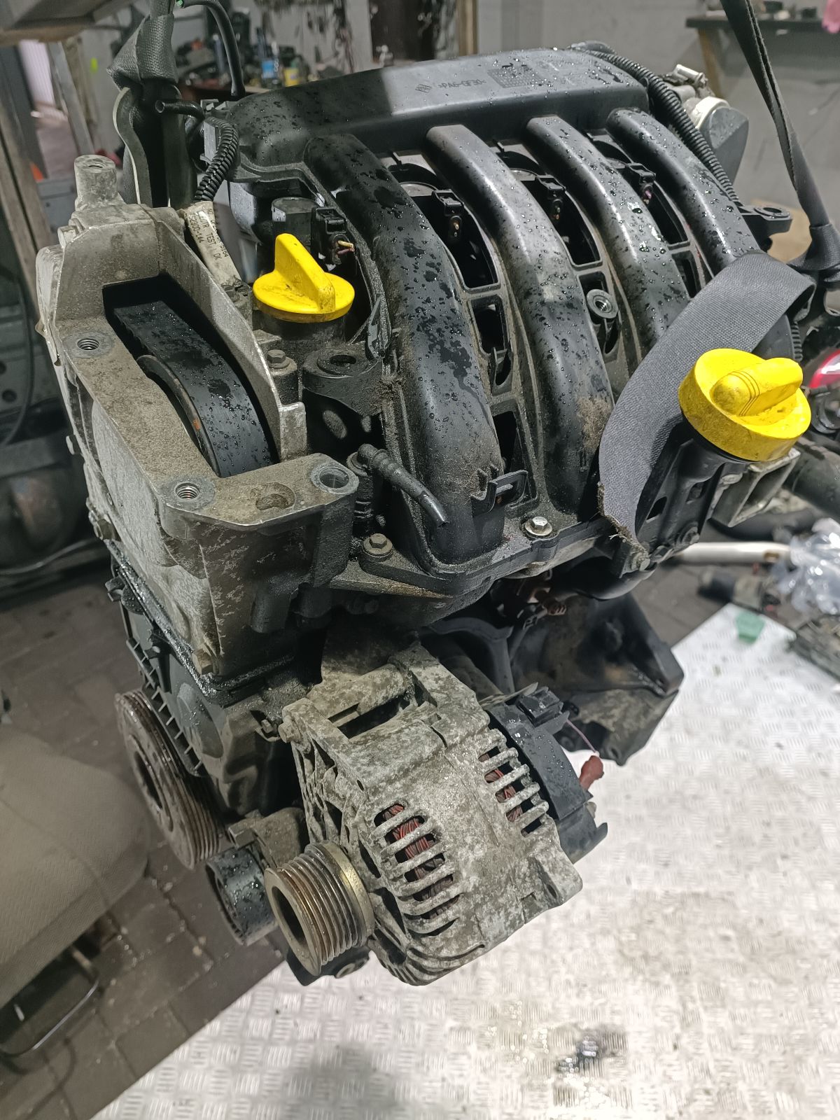 Двигатель K4M9766 Renault Megane 2 1.6 Бензин