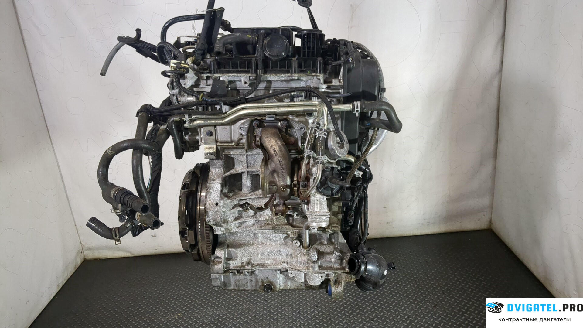 Двигатель Volvo XC40 B3154T 1.5 л., Бензин, Турбо-инжектор, артикул 8853282