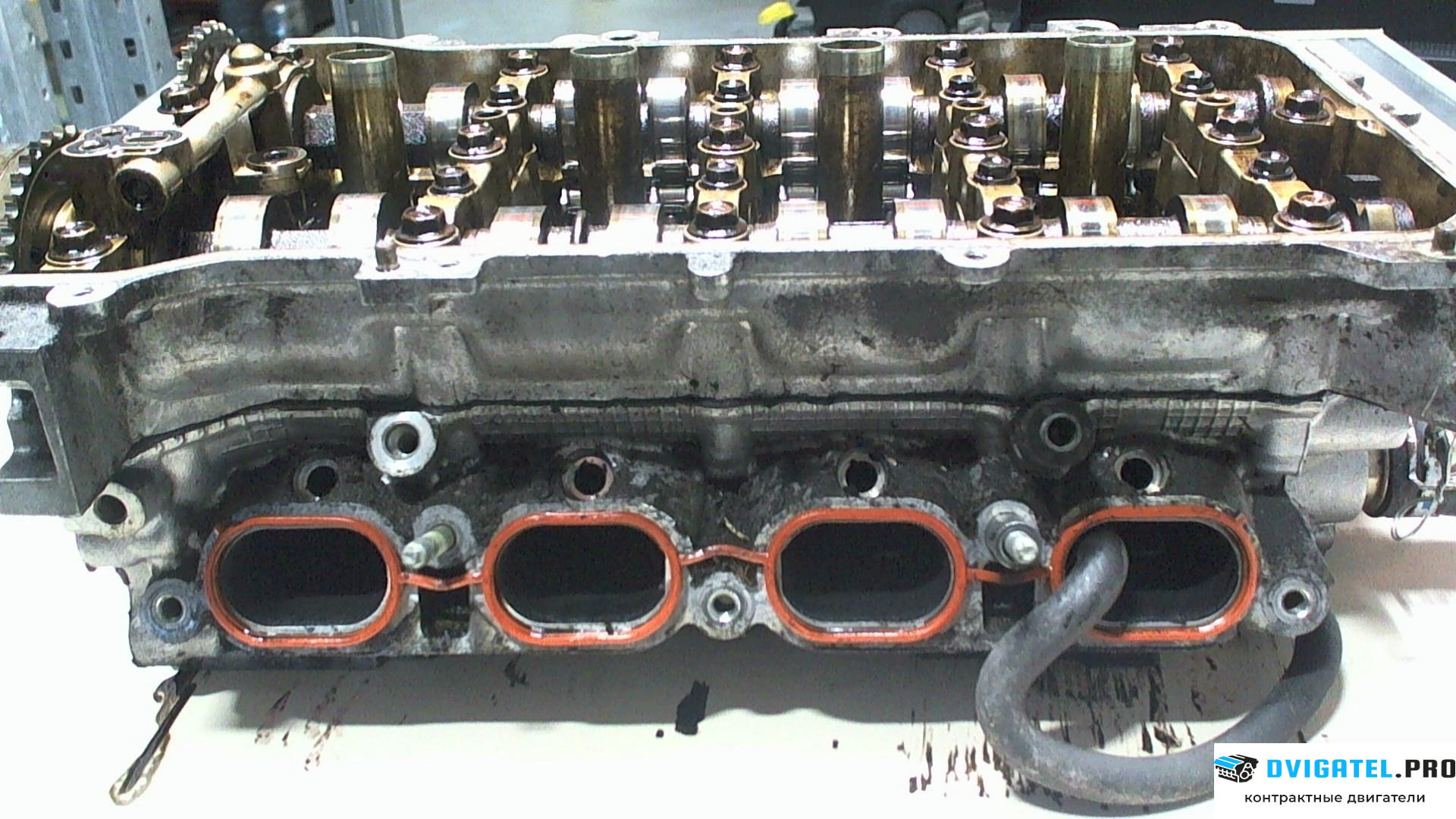 Головка блока цилиндров (ГБЦ) Toyota Prius 2009 - 2015 2ZR-FXE 1.8 л., Гибридный, артикул 6961354