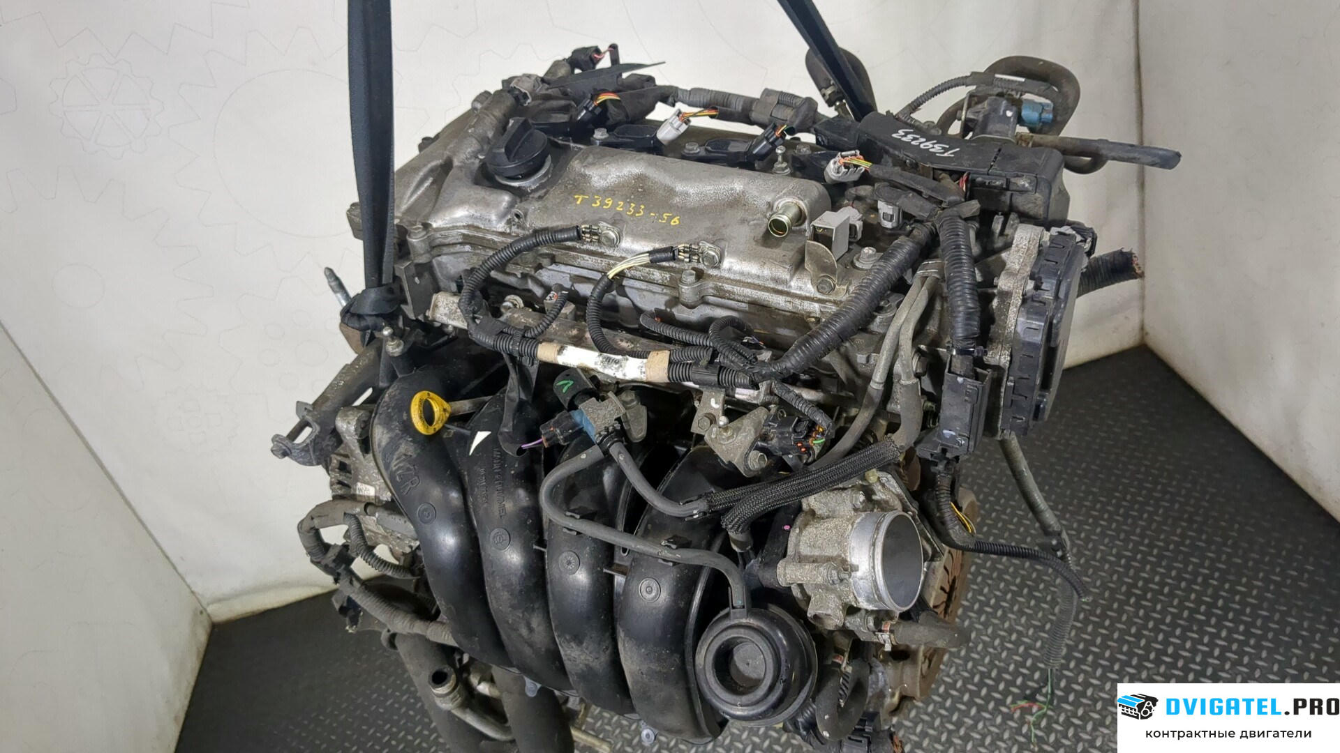 Двигатель Toyota Auris E15 2006 - 2012 1ZR-FAE 1.6 л., Бензин, Инжектор, артикул 8866161