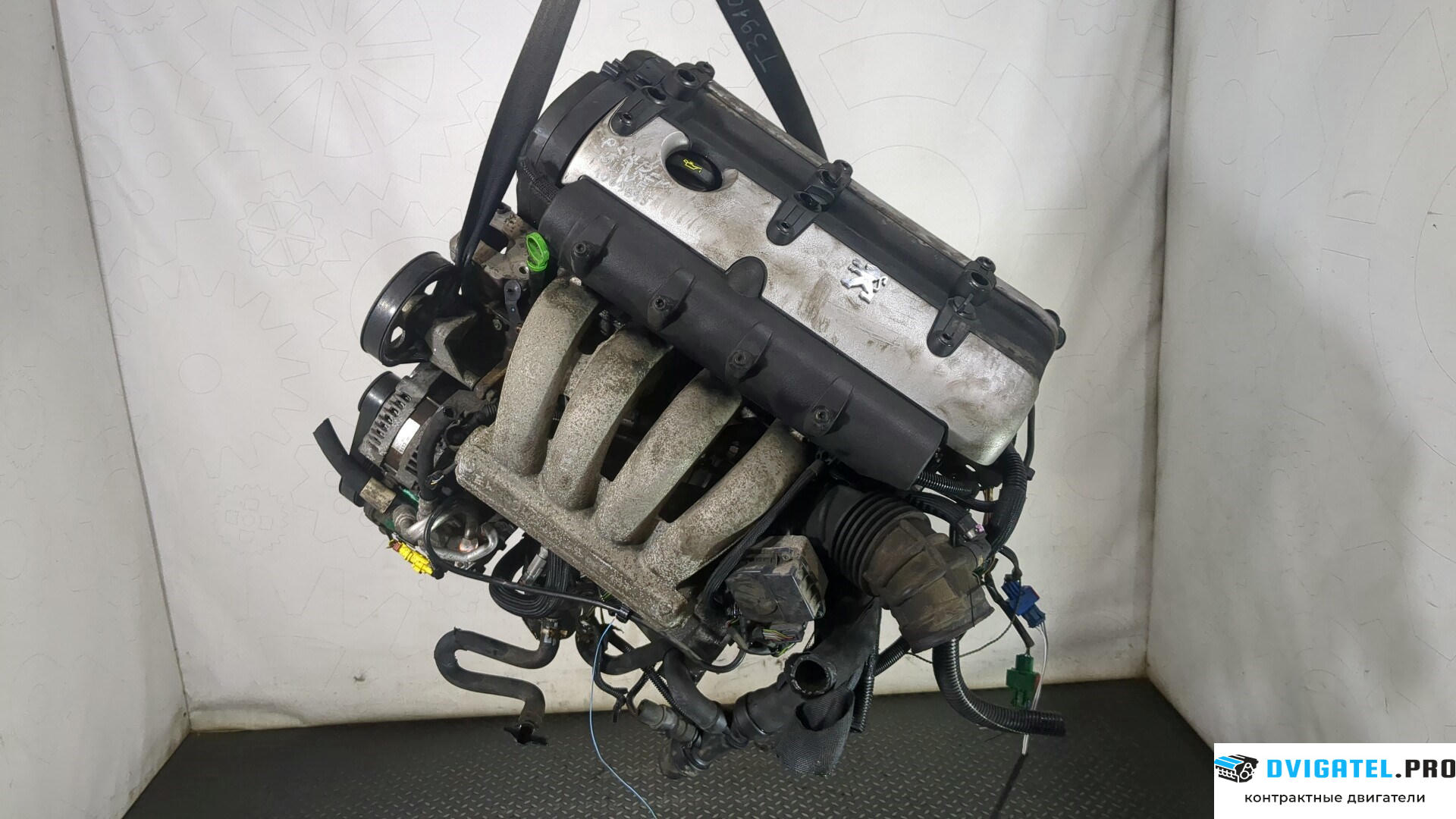 Двигатель Peugeot 307 RFK 2 л., Бензин, Инжектор, артикул 8825823