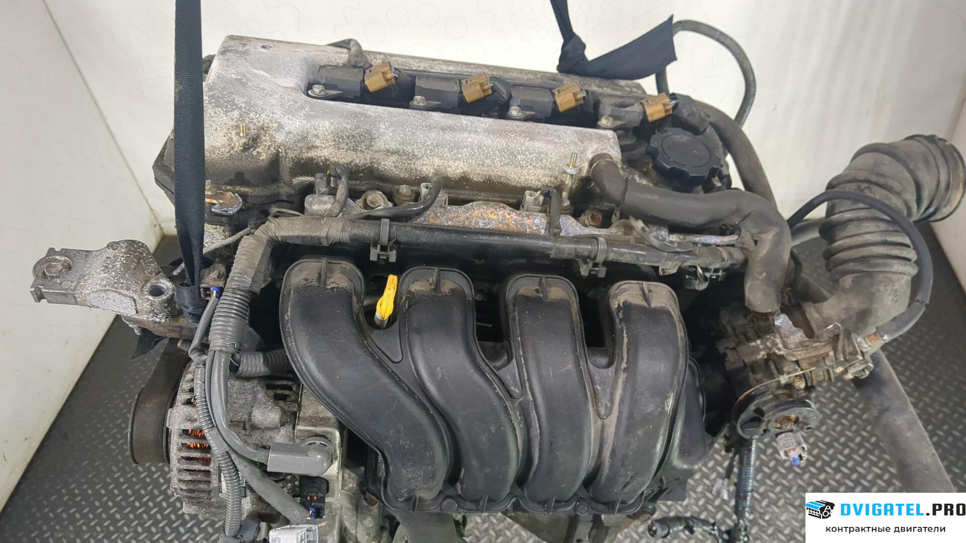 Двигатель Toyota Corolla Verso 2002 - 2004 3ZZFE 1.6 л., Бензин, Инжектор, артикул 9053258