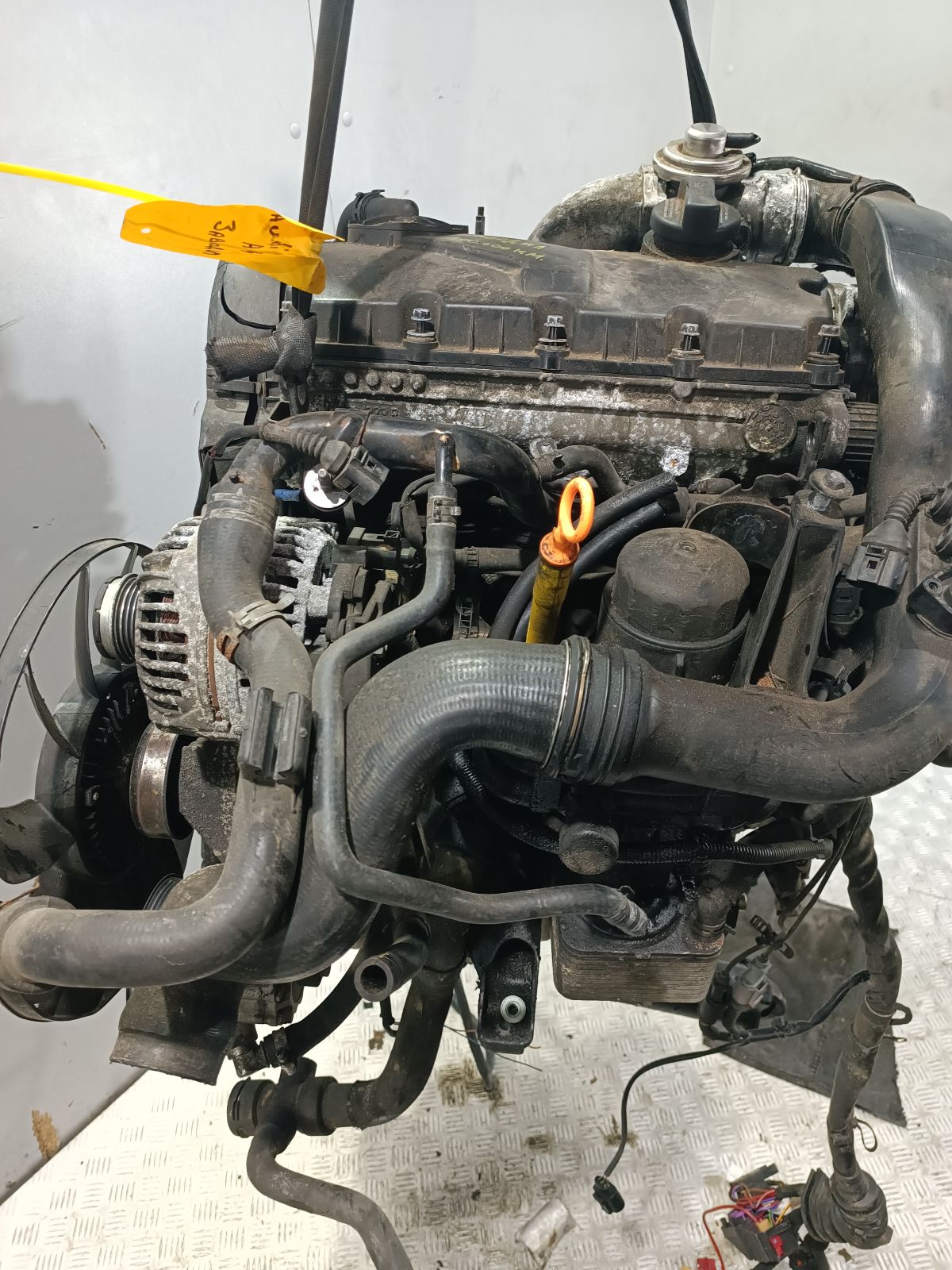 Двигатель AWX Audi A4 B6 (S4,RS4) 1.9 Дизель