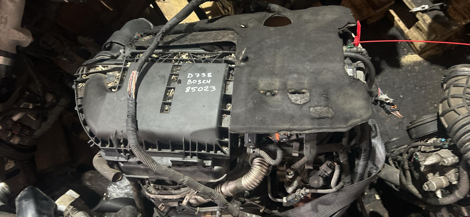 Двигатель 9H06 Peugeot 2008 1.6 Дизель