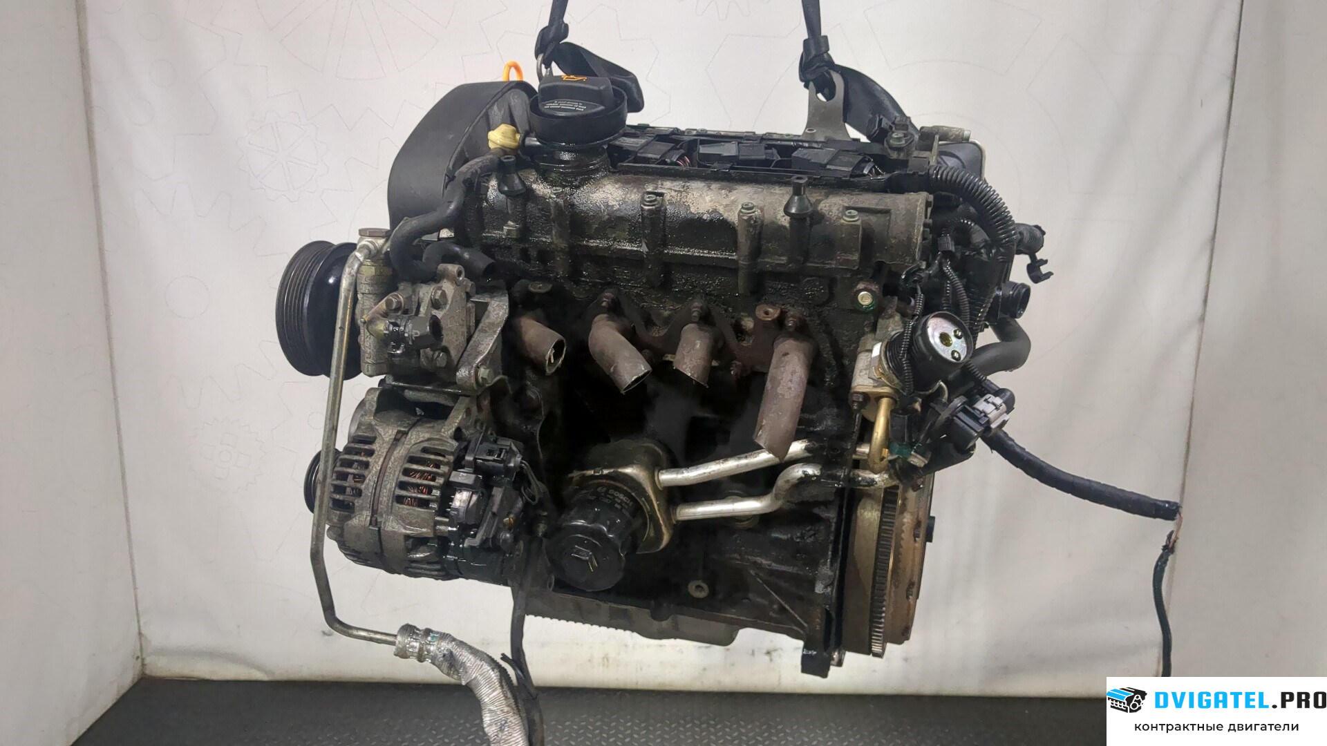 Двигатель Volkswagen Golf 4 1997 - 2005 BCB 1.6 л., Бензин, Инжектор, артикул 9161948