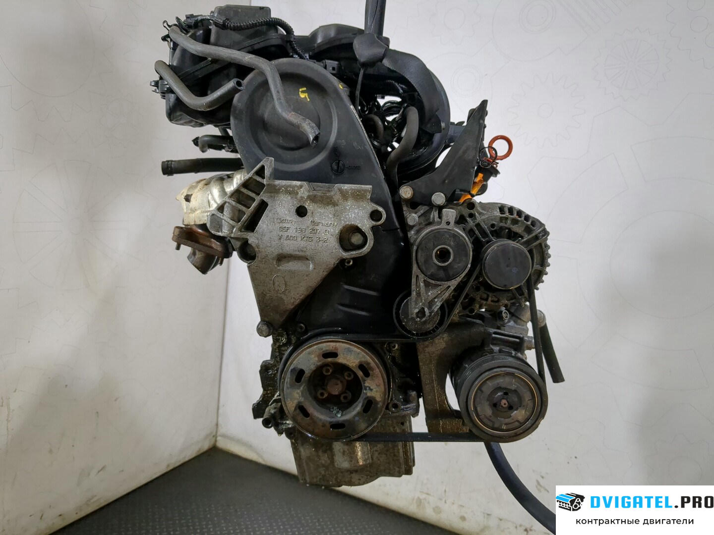 Двигатель Audi A3 8P 2008 - 2013 BSE 1.6 л., Бензин, Инжектор, артикул 8761438