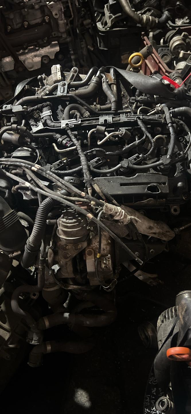 Двигатель CRK Skoda Octavia A7 1.6 Дизель
