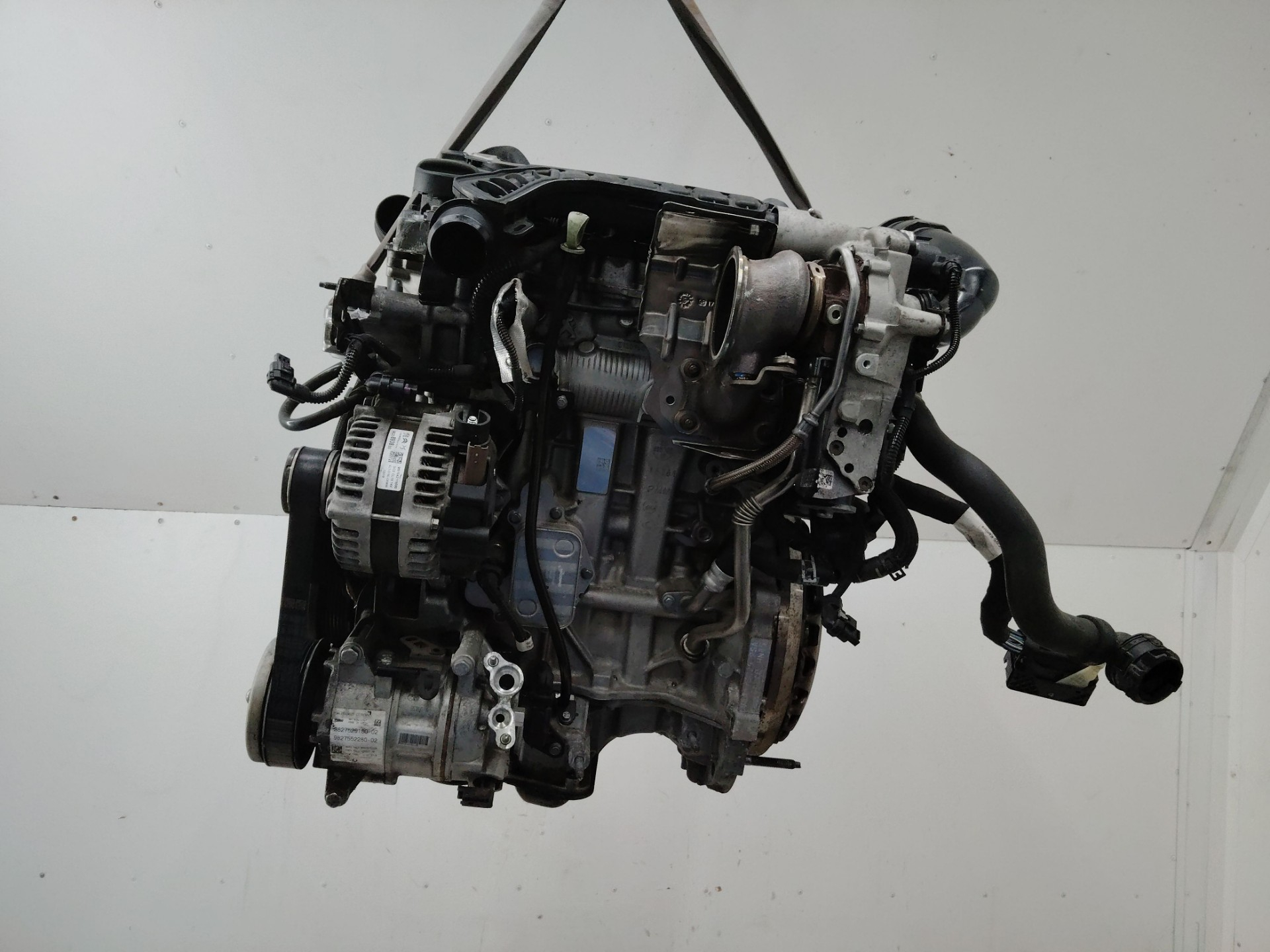 Двигатель HN05 Peugeot 208 1.2 Бензин