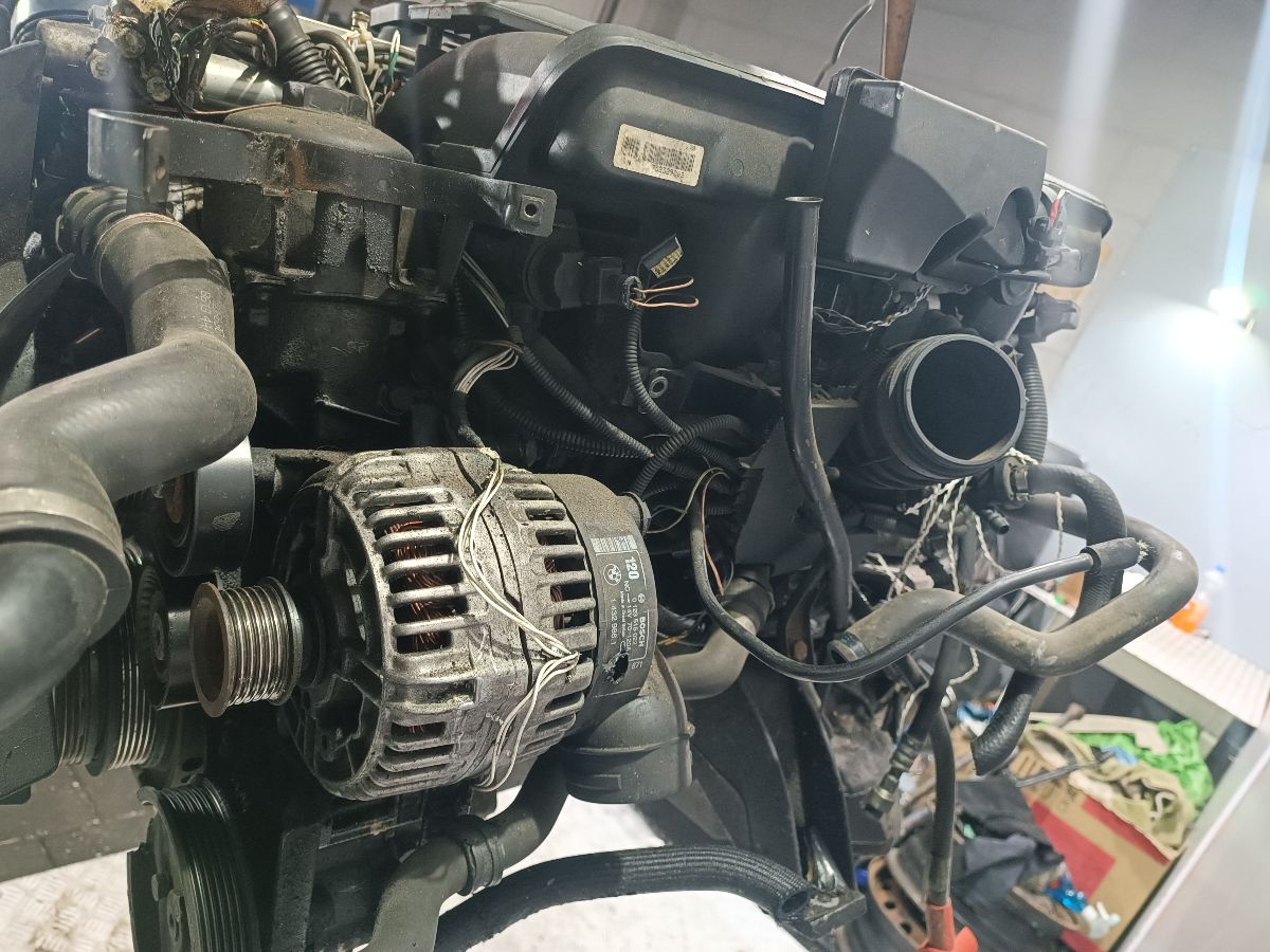 Двигатель 226S1 BMW 5 E39 2.2 Бензин