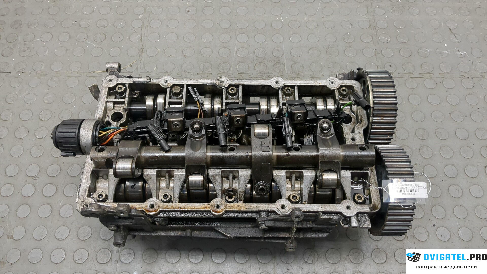 Головка блока цилиндров (ГБЦ) Volkswagen Golf 5 2003 - 2009 BKD 2 л., Дизель, TDI, артикул 8896531