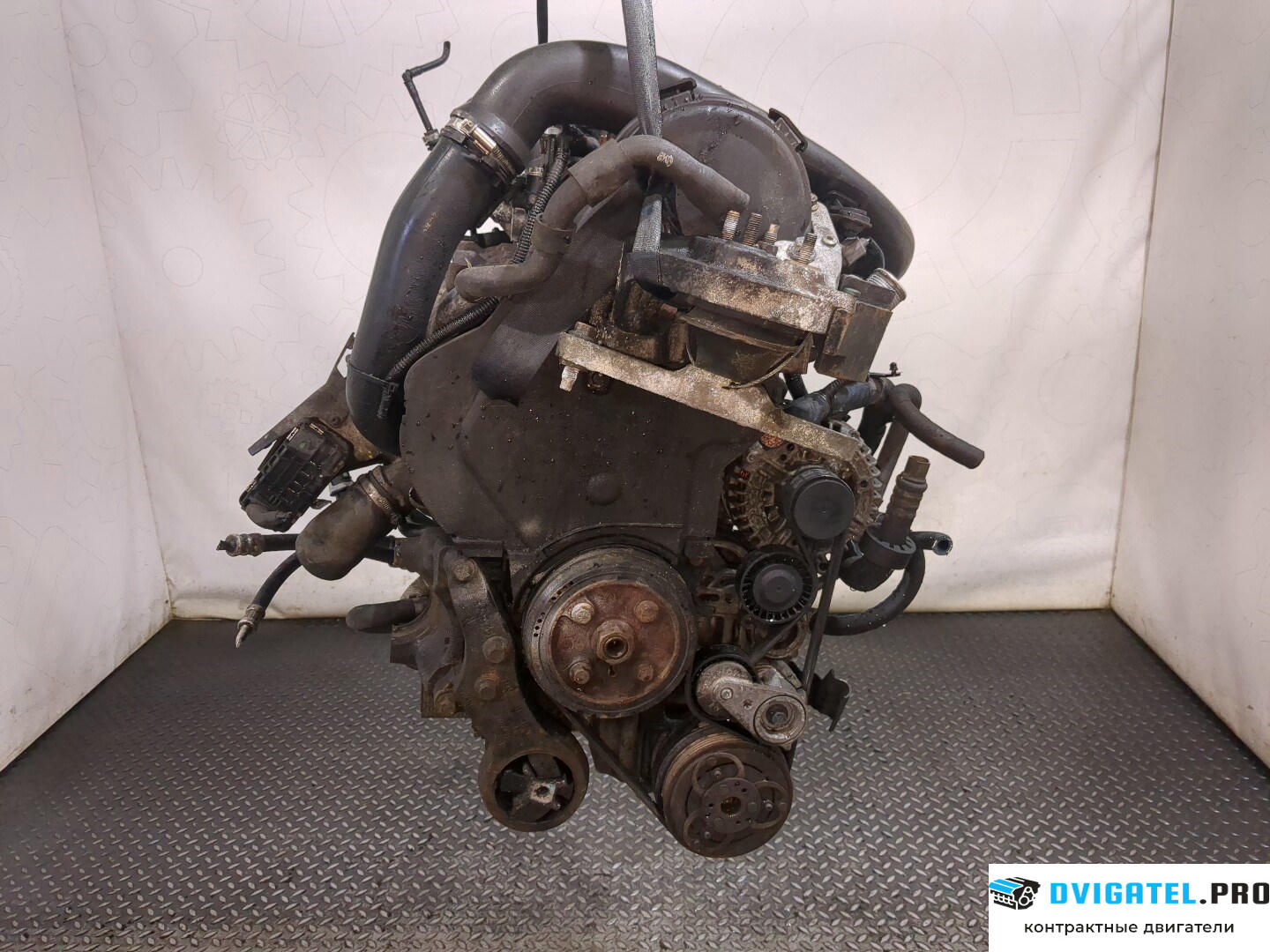 Двигатель Volvo V50 2007 - 2012 D5244T13 2.4 л., Дизель, Турбо, артикул 8265987