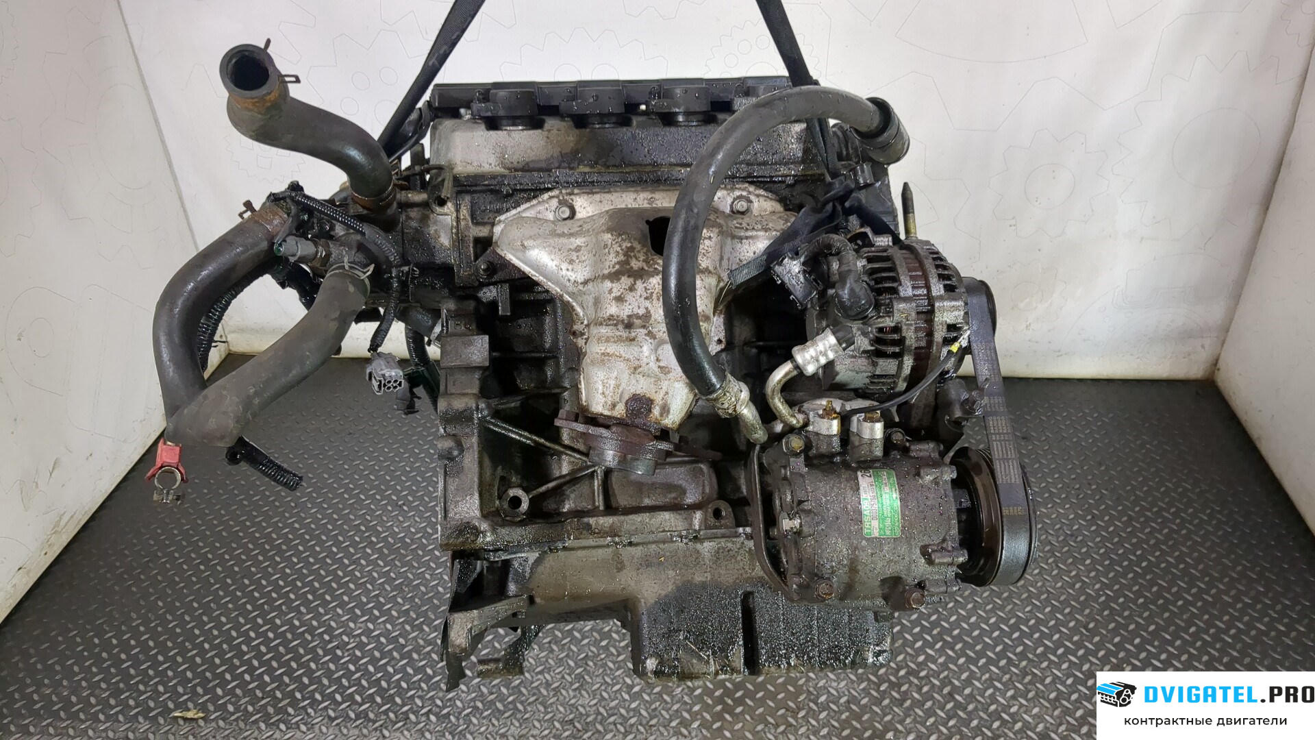 Двигатель Honda Civic 2001 - 2005 D16V1 1.6 л., Бензин, Инжектор, артикул 8780666