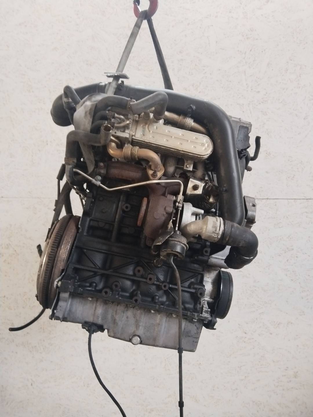 Двигатель BRU Volkswagen Golf 5 1.9 Дизель
