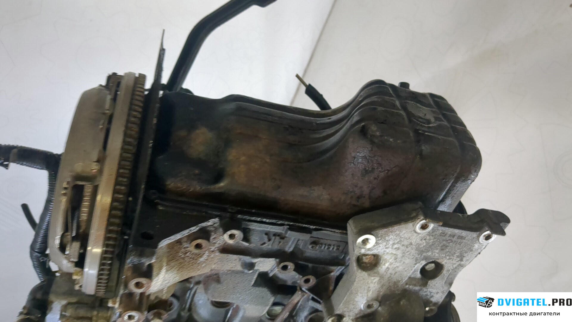 Двигатель Nissan Almera Tino QG18DE 1.8 л., Бензин, Инжектор, артикул 9240068