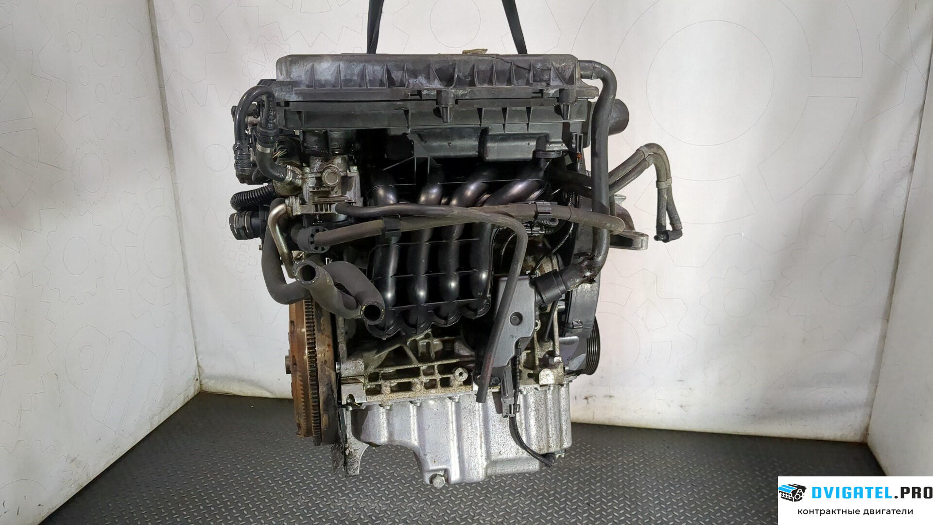 Двигатель Volkswagen Golf 4 1997 - 2005 AXP 1.4 л., Бензин, Инжектор, артикул 9245599