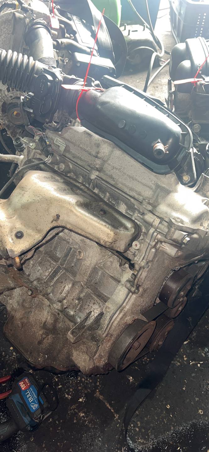 Двигатель HR16 Nissan Note E11 1.6 Бензин