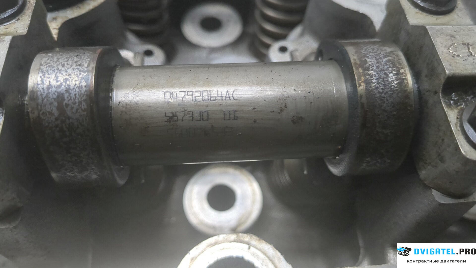 Головка блока цилиндров (ГБЦ) Dodge Journey 2008 - 2011 EER 2.7 л., Бензин, Инжектор, артикул 8696261