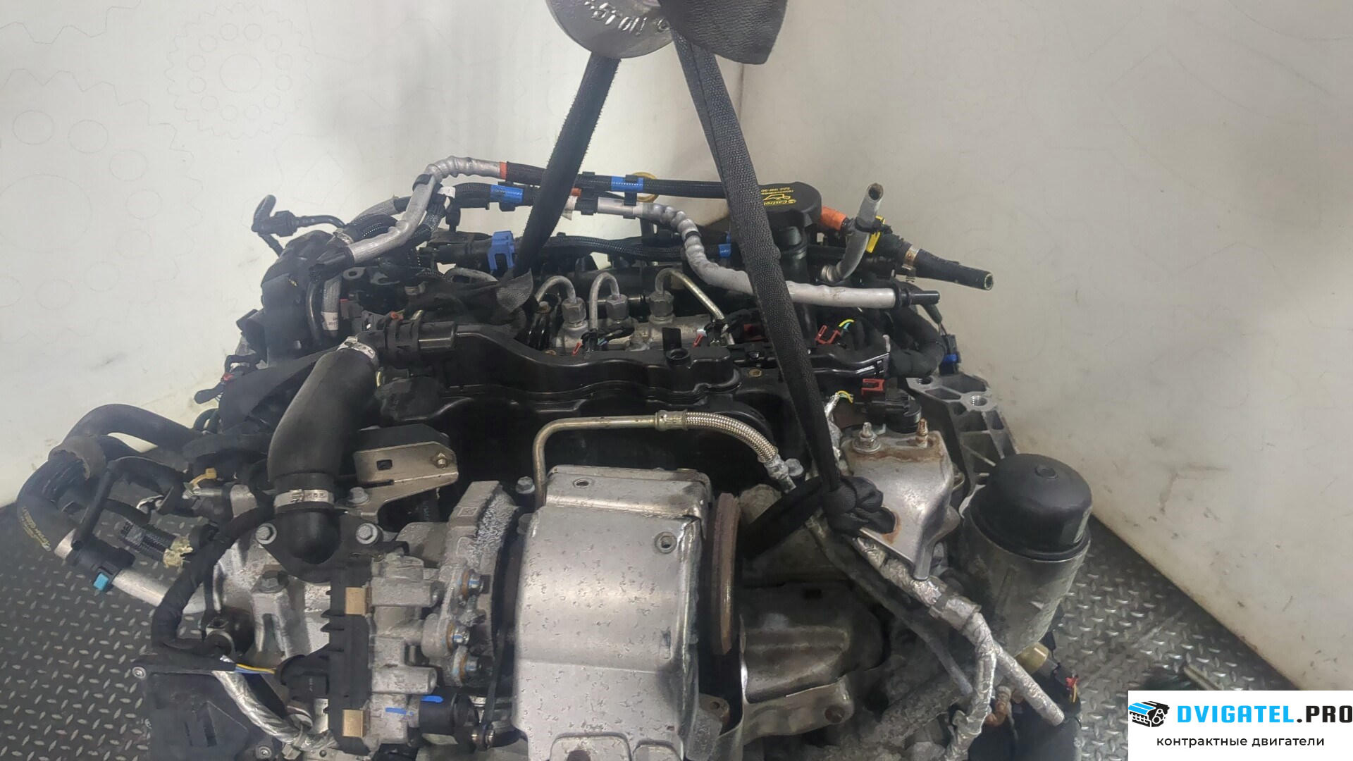 Двигатель Land Rover Discovery Sport 2014 - н.в. 204DTD 2 л., Дизель, Турбо, артикул 8996360