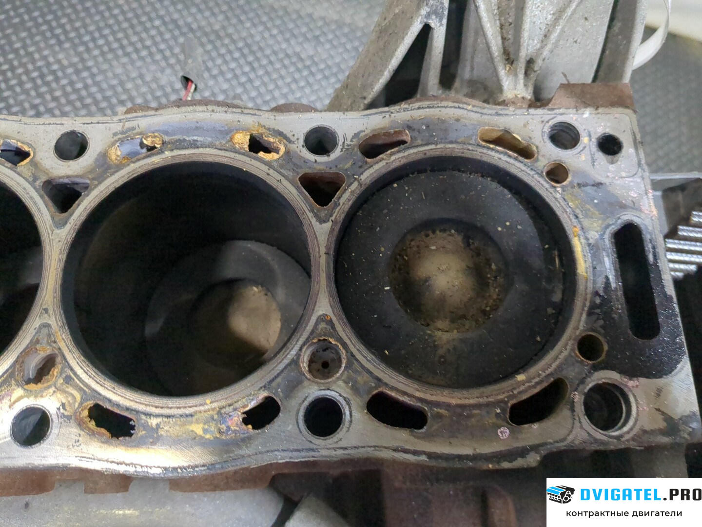 Шорт блок (Блок цилиндров) Peugeot 407 RHF, RHR, RHL 2 л., Дизель, HDI, артикул 8287812