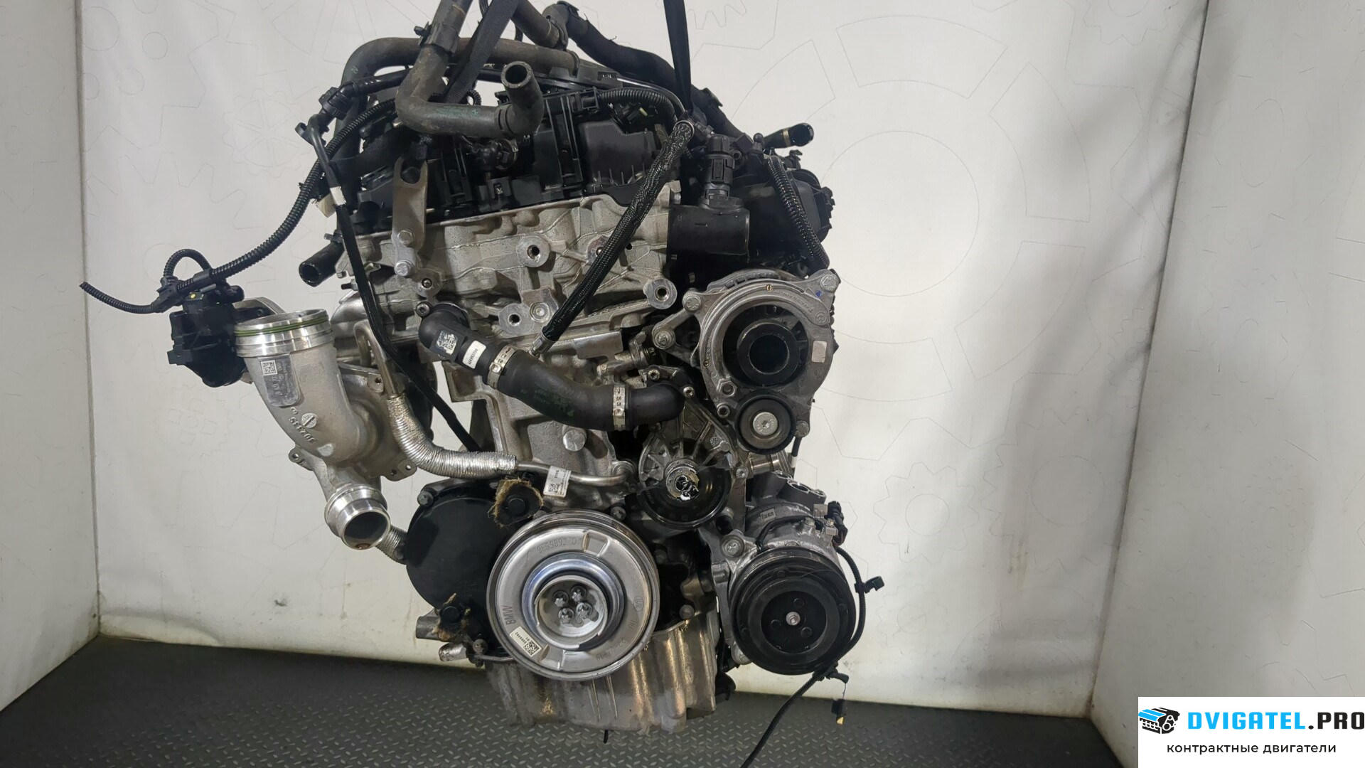 Двигатель BMW X1 F48 2015 - 2019 B38A15A 1.5 л., Бензин, Турбо-инжектор, артикул 9038346