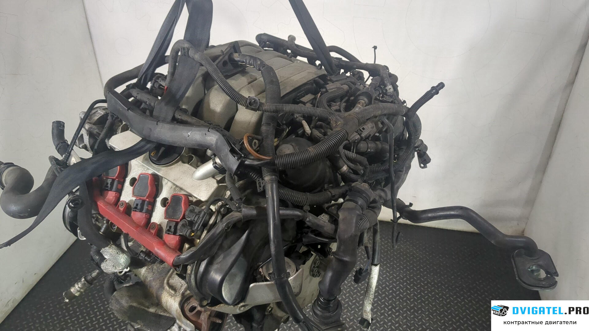 Двигатель Audi Q5 2008 - 2017 CALB 3.2 л., Бензин, FSI, артикул 8814136