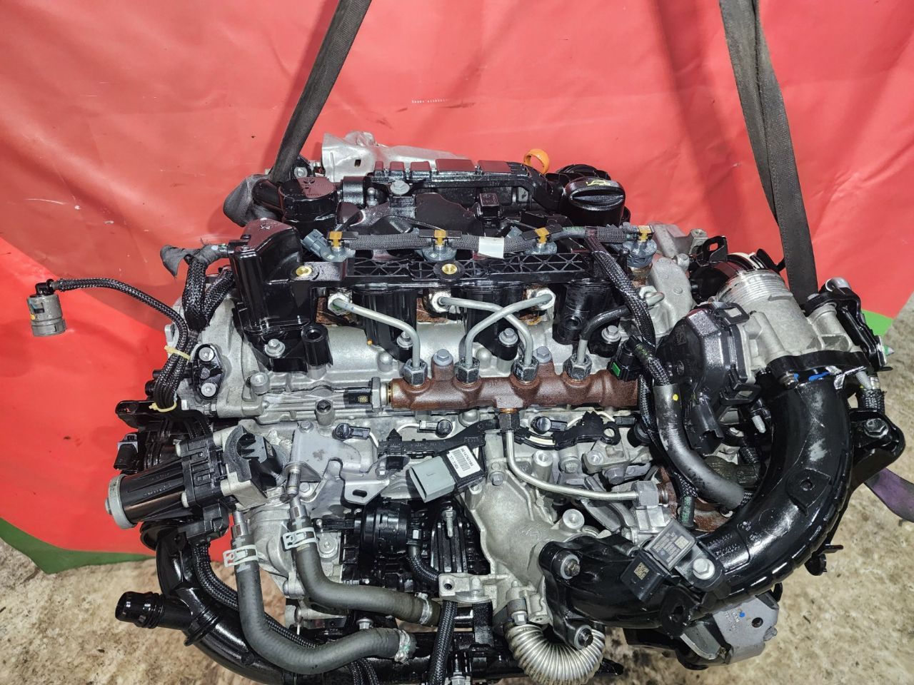 Двигатель YH01 Peugeot 208 1.5 Дизель