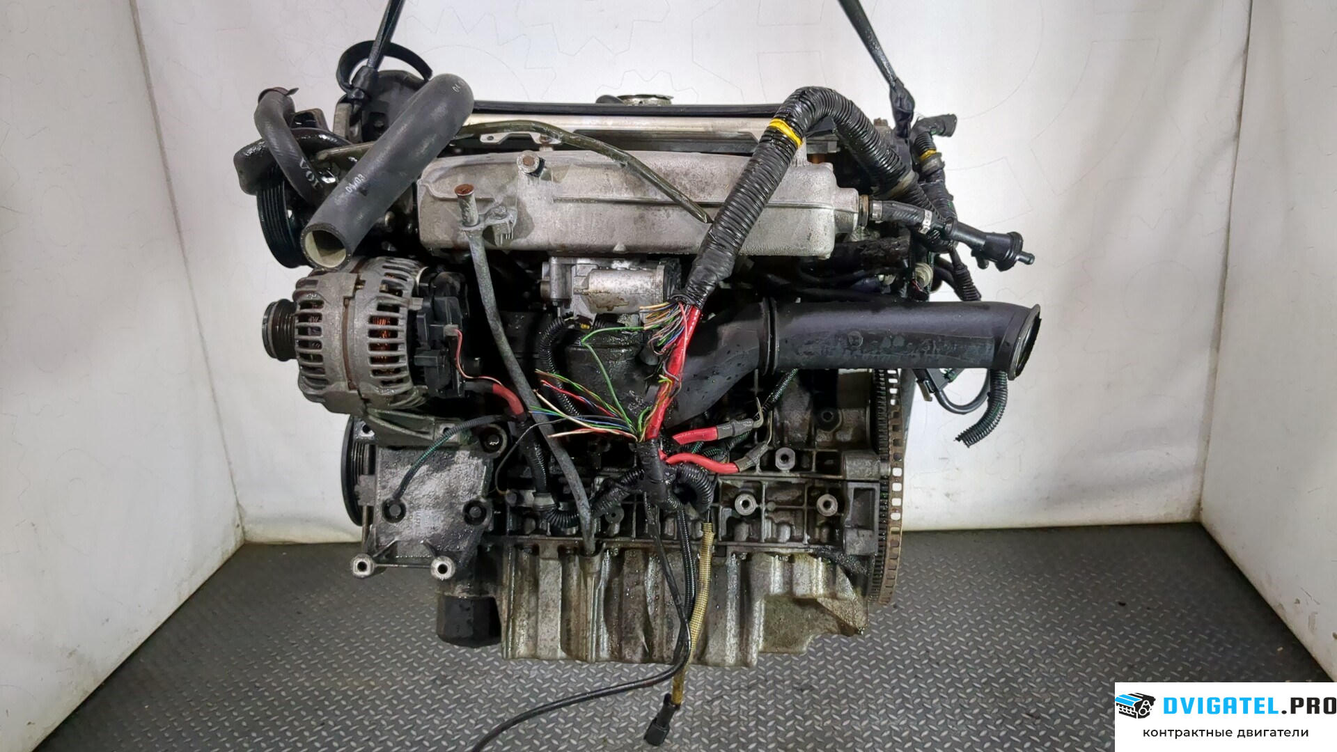 Двигатель Volvo V70 2001 - 2008 B5254T2 2.5 л., Бензин, Турбо-инжектор, артикул 9249547