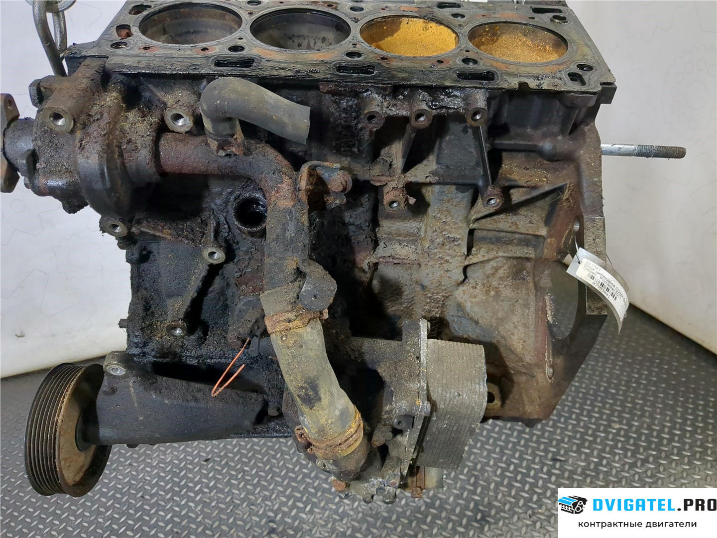 Шорт блок (Блок цилиндров) Nissan Primastar M9R630, M9R692, M9R780, M9R782, M9R786 2 л., Дизель, DCI, артикул 7757441