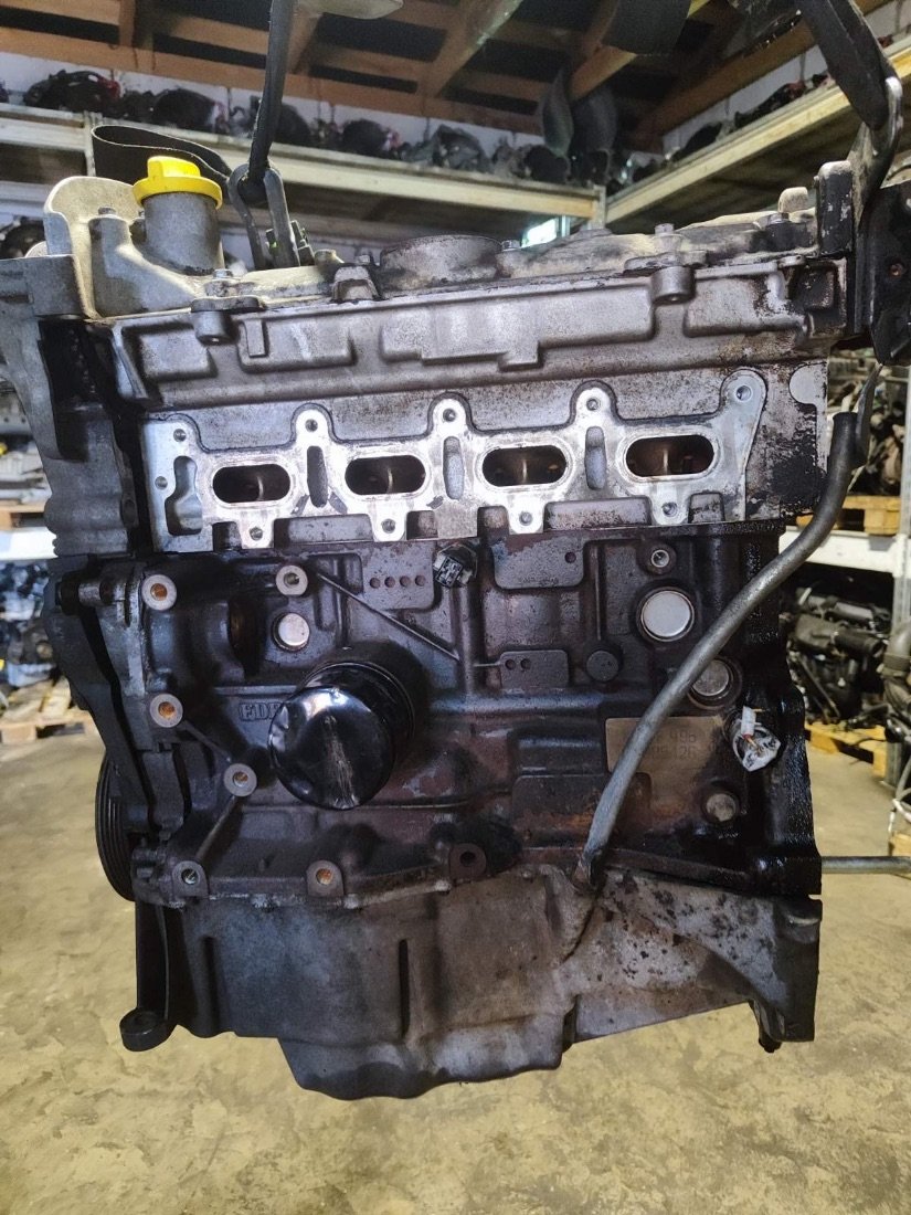 Двигатель K4M496 Lada largus 1.6 Бензин