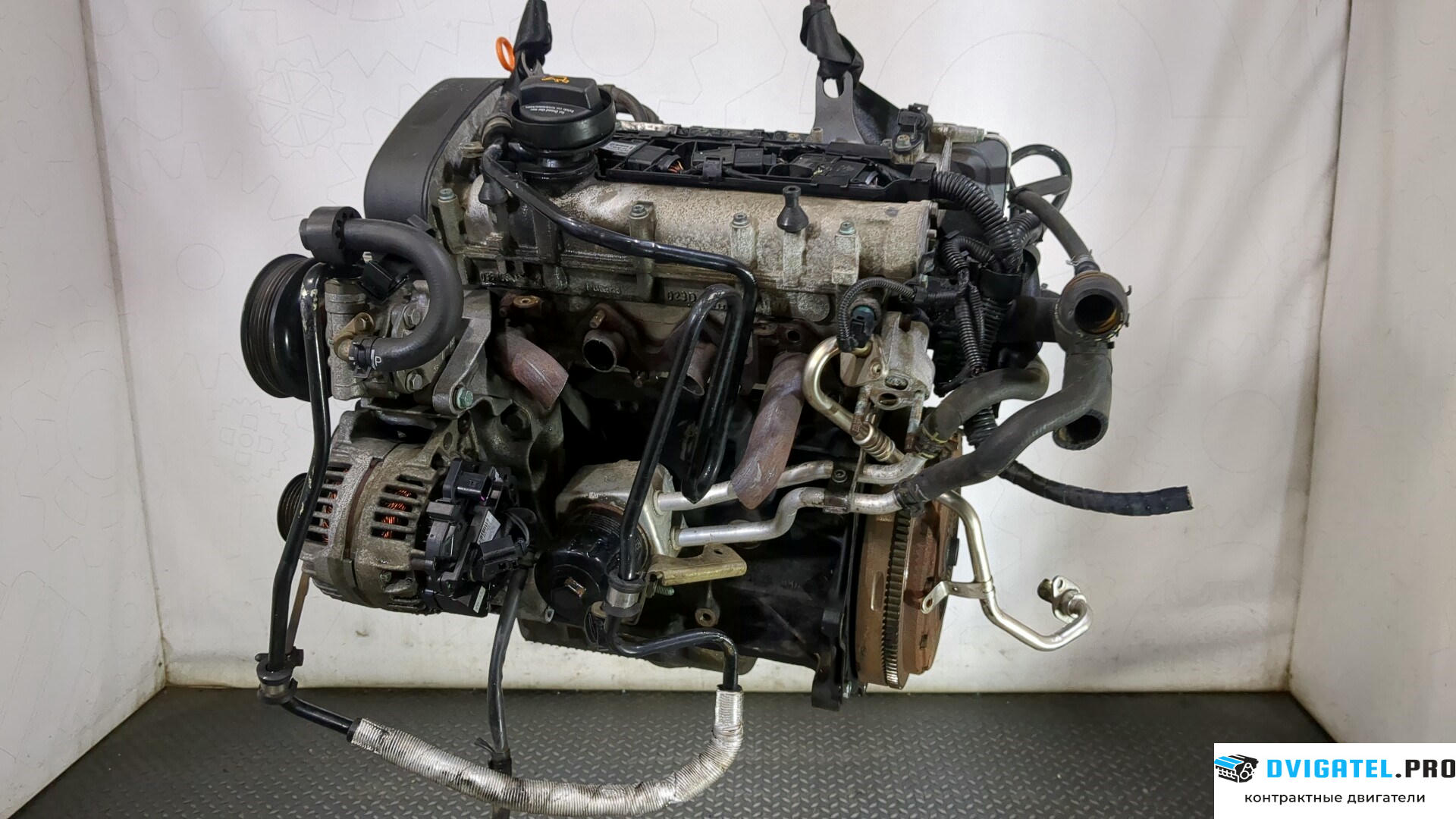 Двигатель Volkswagen Golf 4 1997 - 2005 BCB 1.6 л., Бензин, Инжектор, артикул 9259642