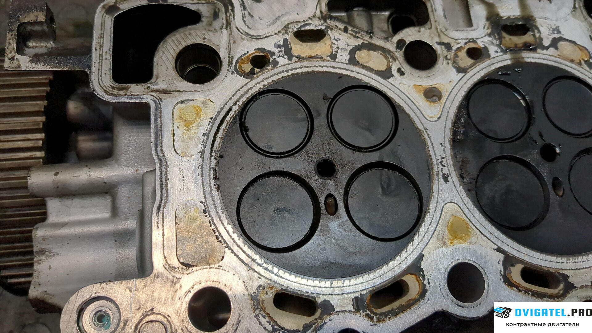 Головка блока цилиндров (ГБЦ) Land Rover Discovery 3 2004 - 2009 276DT 2.7 л., Дизель, Турбо, артикул 8593161