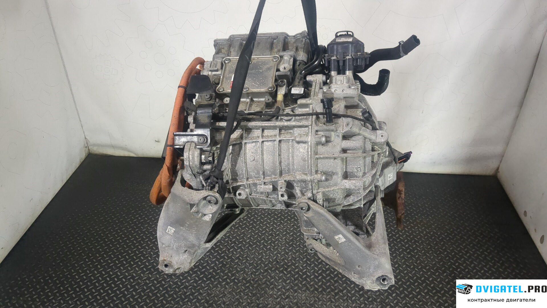 Двигатель Audi e-tron APA320 / ATA250 Электро, артикул 9002699