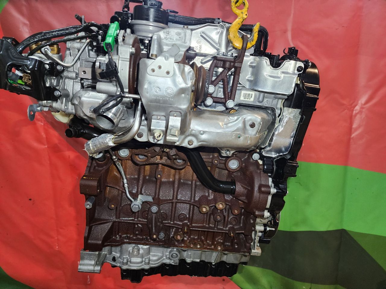 Двигатель AH01 Opel Zafira C 2.0 Дизель