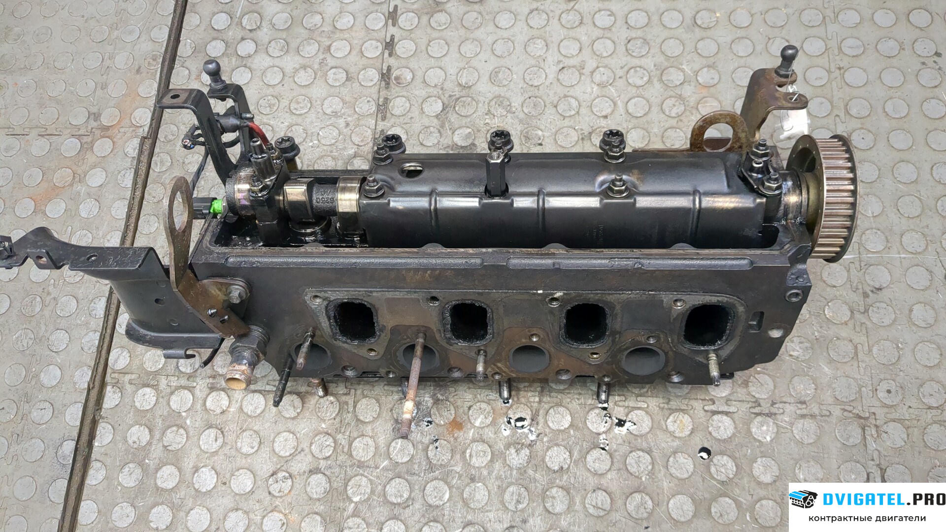 Головка блока цилиндров (ГБЦ) Ford S-Max 2006 - 2010 QYWA 1.8 л., Дизель, артикул 8874043
