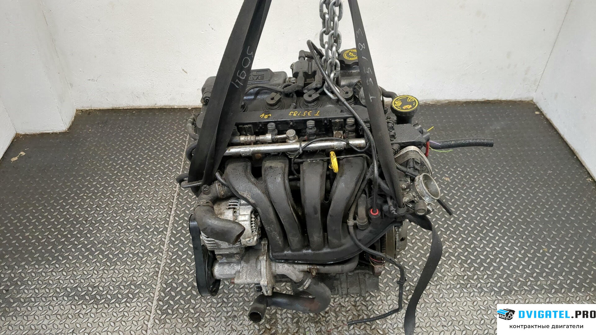 Двигатель Mini Cooper R50 / 53 2001 - 2006 W10B16A, W10B16AB 1.6 л., Бензин, Инжектор, артикул 8698842