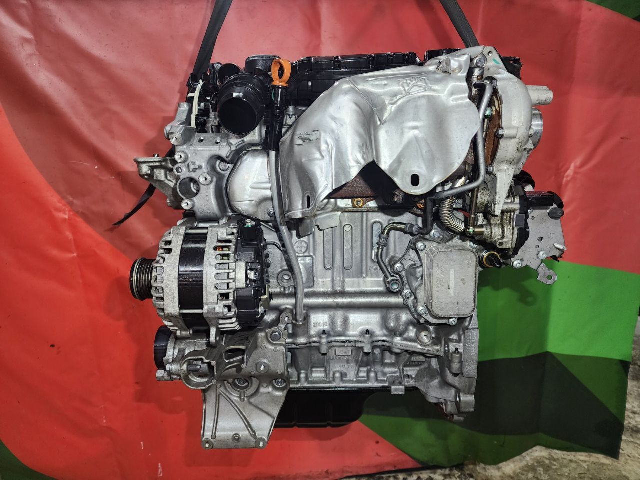Двигатель YH01 Peugeot 208 1.5 Дизель