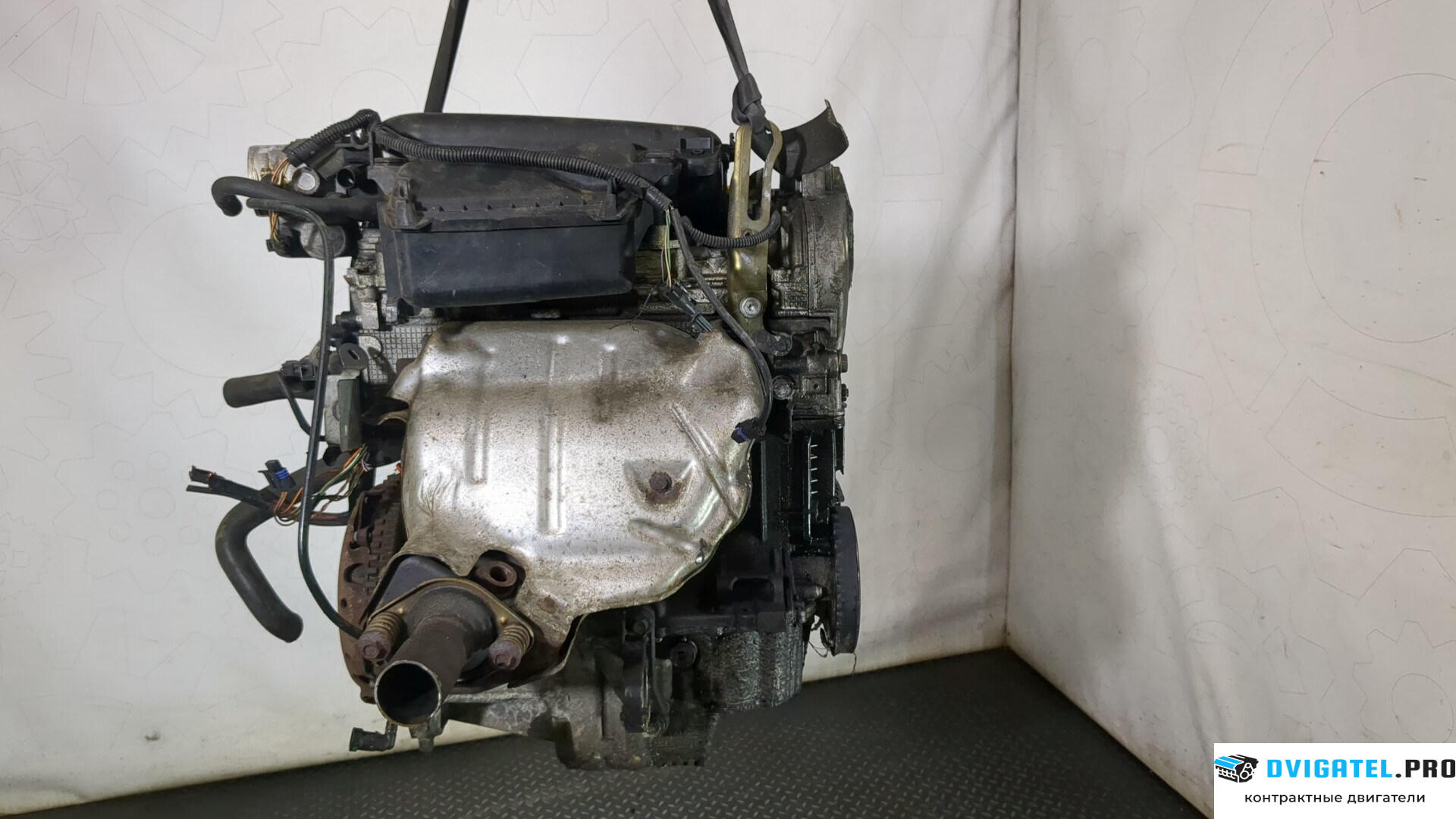 Двигатель Renault Megane 2 2002 - 2009 K4M 812 1.6 л., Бензин, Инжектор, артикул 8831823