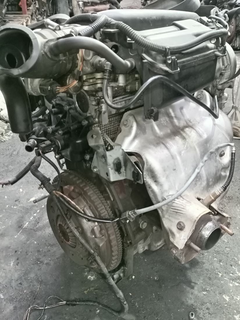 Двигатель K4M9766 Renault Scenic 2 1.6 Бензин
