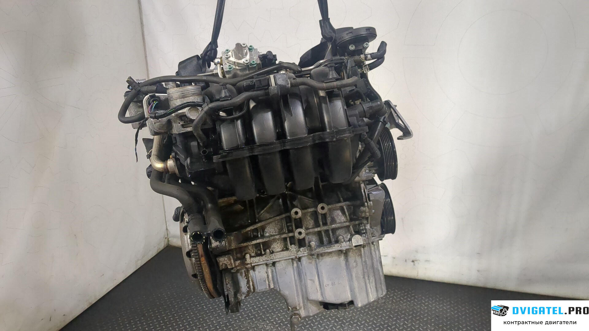 Двигатель Volkswagen Touran 2003 - 2006 BAG 1.6 л., Бензин, FSI, артикул 9161890